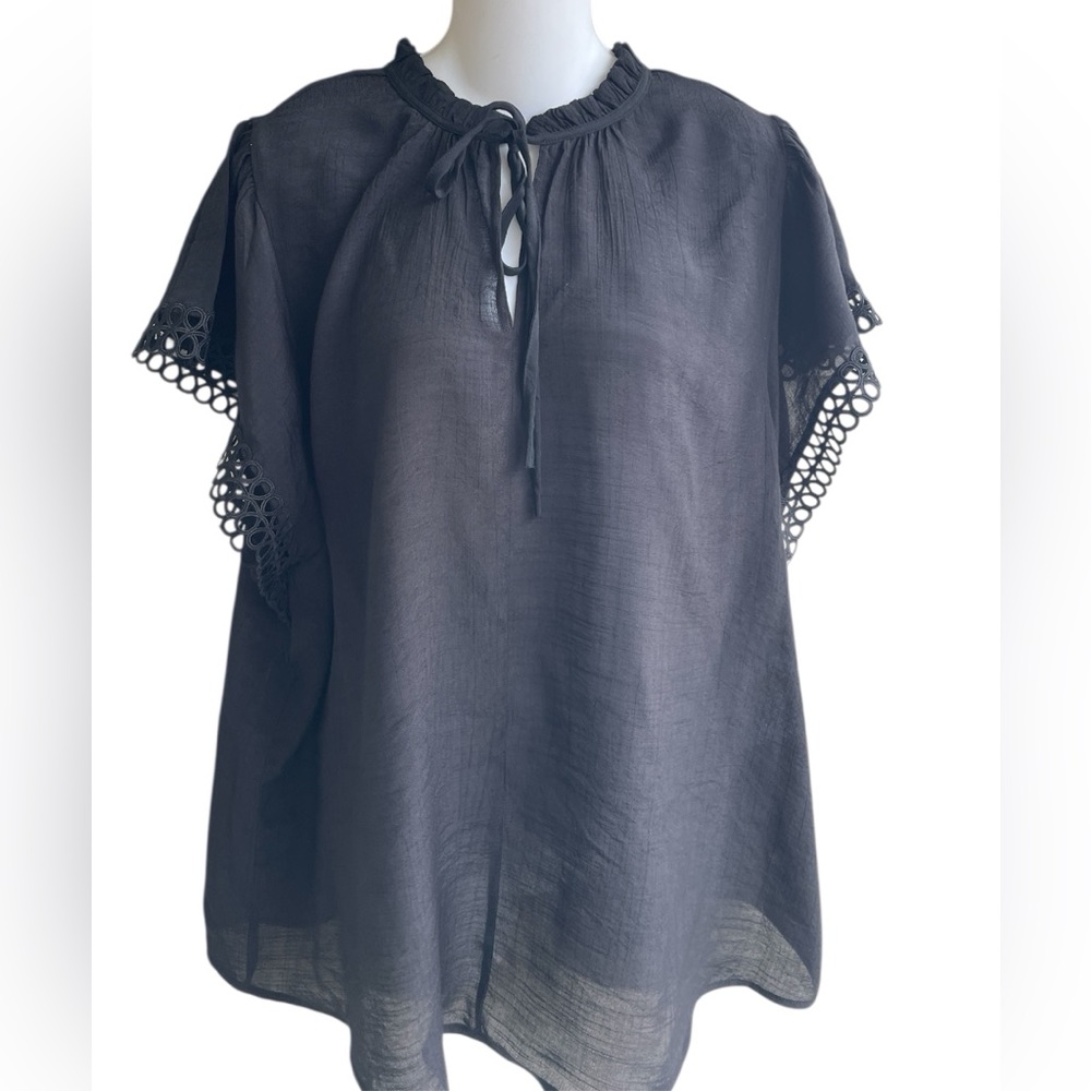 Stella & Ginger Black Top Blouse Short Flutter Sleeve Lace Trim Woman's 1X NWT